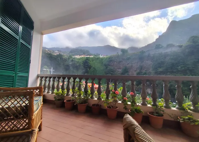 Narciso's House * São Vicente